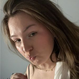 Meet your Posher, Faith